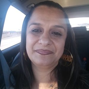 Meet your Posher, Monica